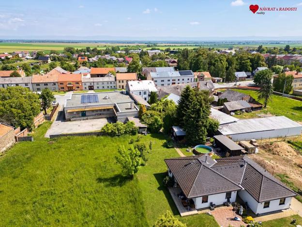 Prodej rodinného domu, Cholina, 333 m2