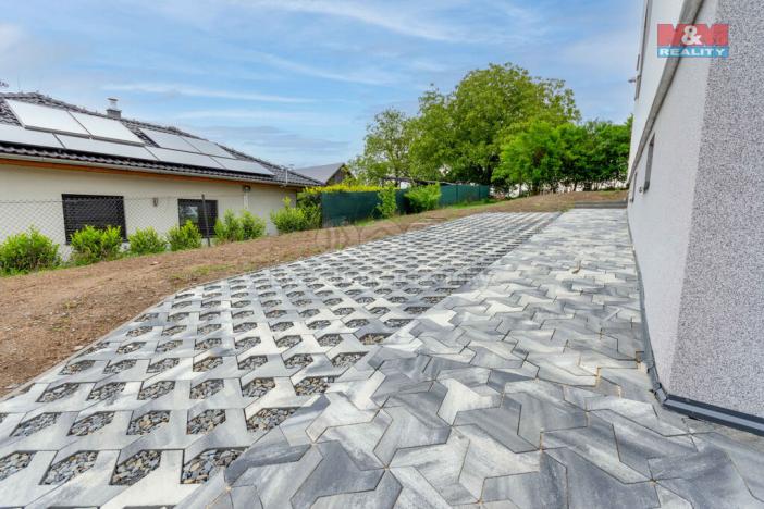 Prodej rodinného domu, Hrabyně, 188 m2