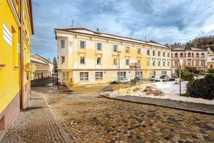 Prodej apartmánu, Vimperk, Kaplířova, 2047 m2