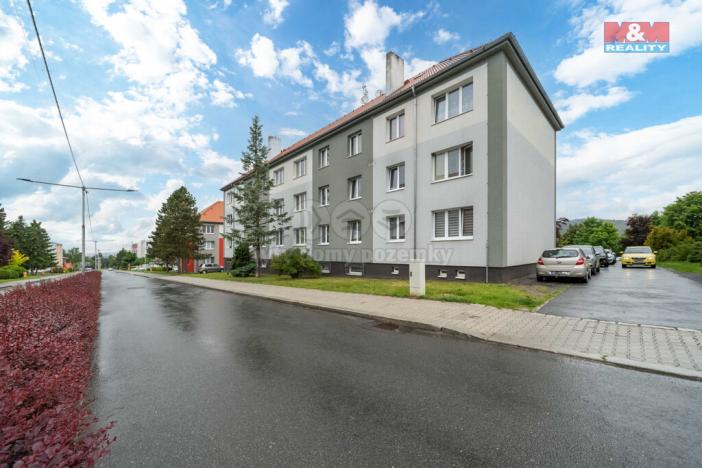Prodej bytu 2+1, Hrádek - Nová Huť, 1. máje, 56 m2