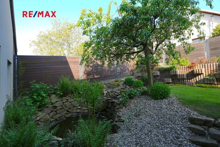 Prodej rodinného domu, Lomnice, 298 m2