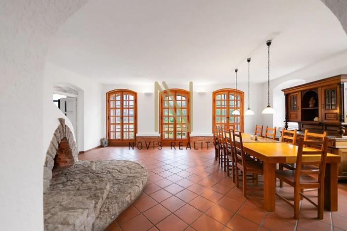 Prodej rodinného domu, Chodský Újezd, 569 m2