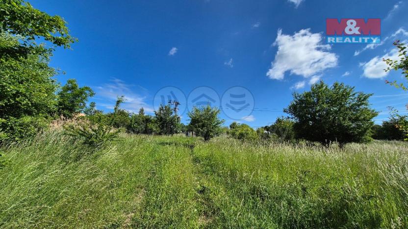 Prodej pozemku pro bydlení, Hrušovany, 30076 m2