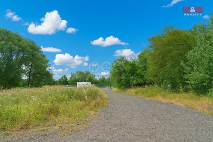 Prodej pozemku pro bydlení, Hrušovany, 30076 m2
