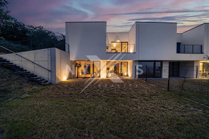 Prodej rodinného domu, Praha - Lysolaje, K Housličkám, 240 m2