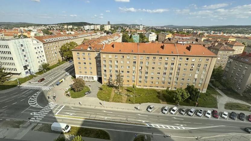 Pronájem kanceláře, Brno, Šumavská, 490 m2