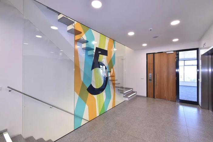 Pronájem kanceláře, Praha - Stodůlky, Bucharova, 394 m2