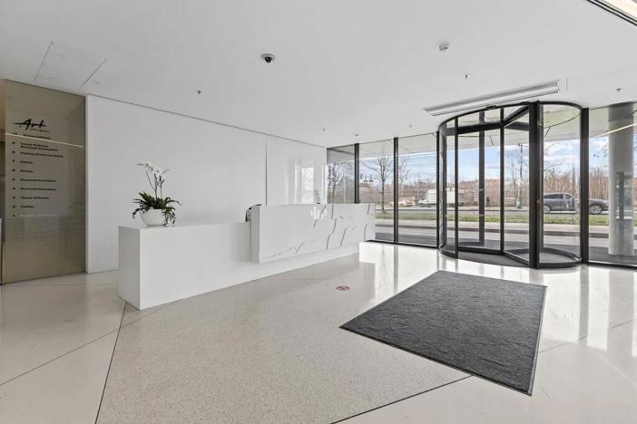 Pronájem kanceláře, Praha - Holešovice, Argentinská, 706 m2