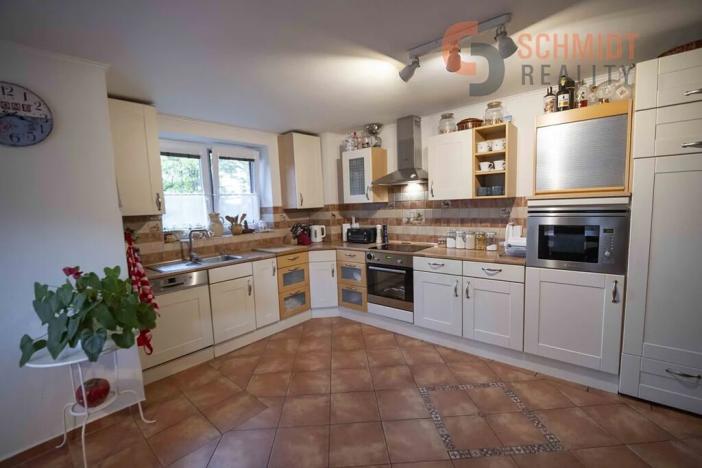 Prodej rodinného domu, Bavory, 848 m2