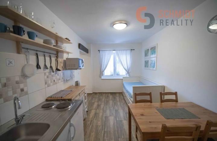 Prodej rodinného domu, Bavory, 848 m2