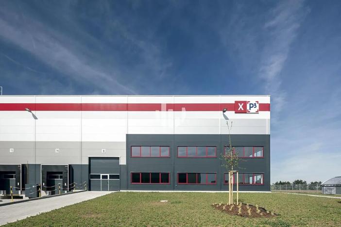 Pronájem kanceláře, Praha - Horní Počernice, Sezemická, 152 m2