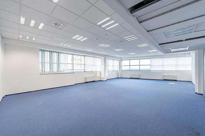 Pronájem kanceláře, Praha - Nusle, Doudlebská, 956 m2