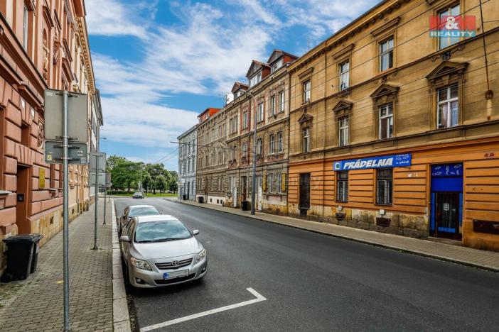 Pronájem bytu 1+kk, Plzeň, Barrandova, 43 m2