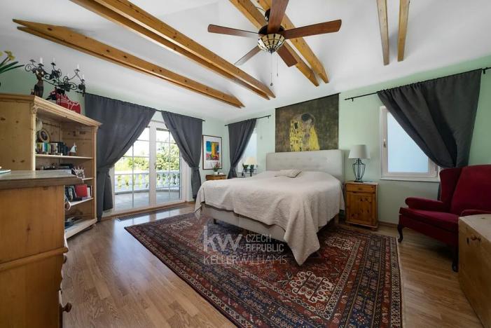 Prodej rodinného domu, Horoměřice, Za Špejcharem, 458 m2