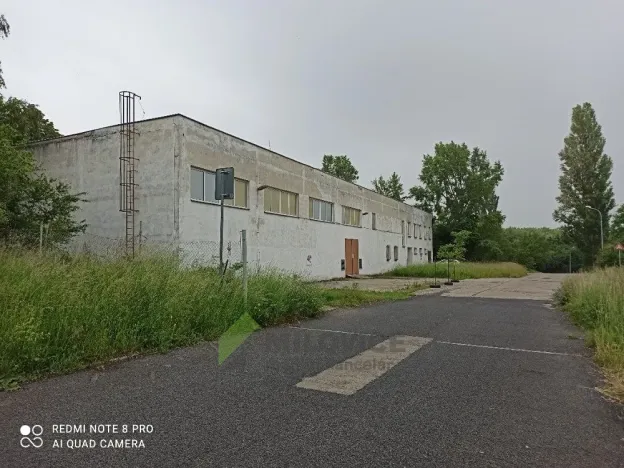 Pronájem skladu, Milovice, Spojovací, 376 m2