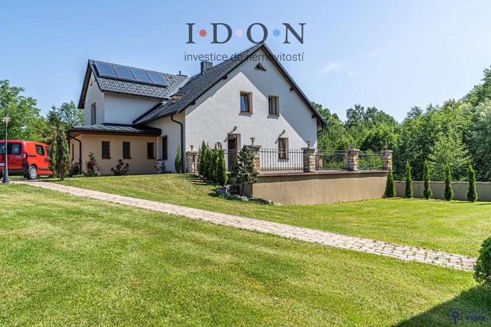 Pronájem rodinného domu, Třinec, 360 m2