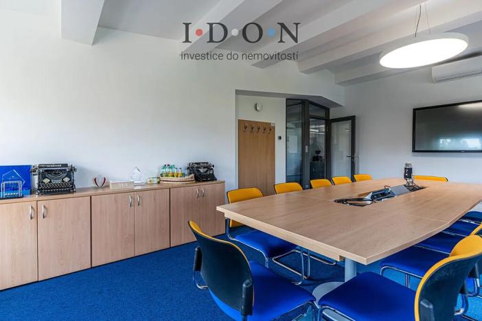 Pronájem kanceláře, Frýdek-Místek, Riegrova, 212 m2