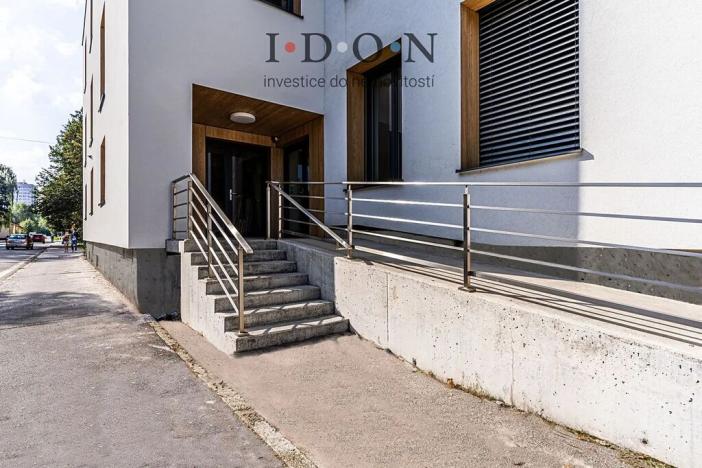 Pronájem kanceláře, Frýdek-Místek, Riegrova, 212 m2