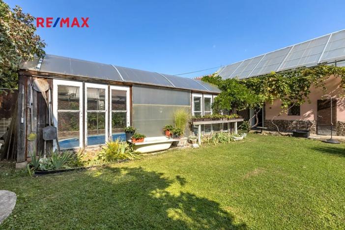 Prodej vícegeneračního domu, Obora, 900 m2