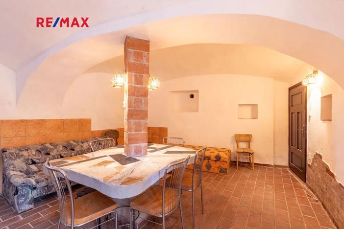 Prodej apartmánu, Obora, 900 m2