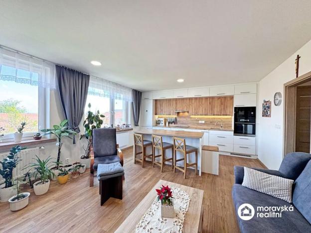Prodej bytu 3+kk, Drnholec, Hrušovanská, 60 m2