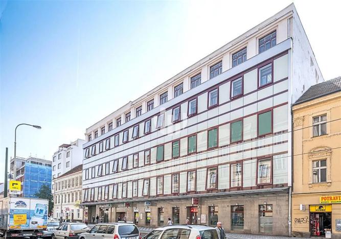 Pronájem kanceláře, Praha - Karlín, Sokolovská, 116 m2