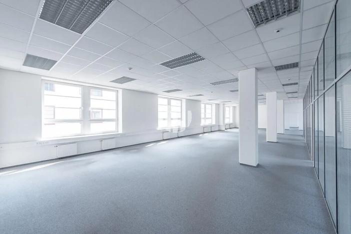 Pronájem kanceláře, Praha - Karlín, Sokolovská, 312 m2