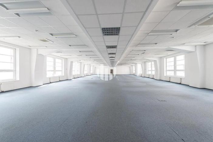 Pronájem kanceláře, Praha - Karlín, Sokolovská, 321 m2