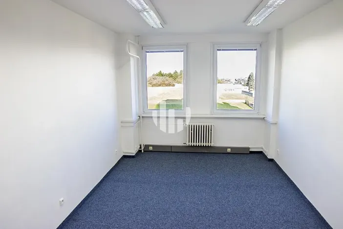 Pronájem kanceláře, Praha - Chodov, Roztylská, 135 m2