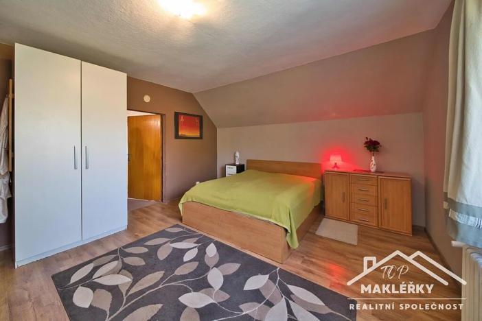 Prodej rodinného domu, Slapy, 180 m2