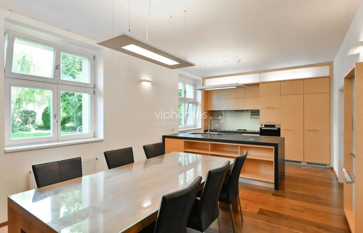 Pronájem vily, Praha - Dejvice, Soborská, 340 m2
