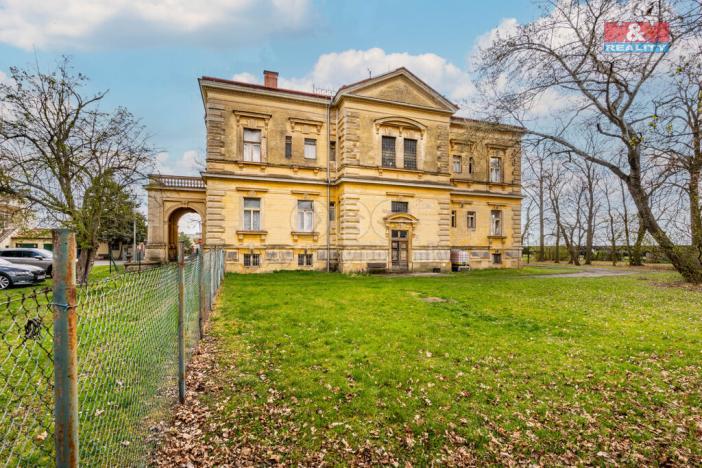 Prodej činžovního domu, Křinec, Tyršova, 630 m2