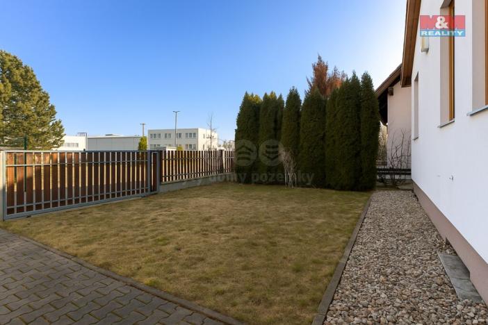 Prodej pozemku pro bydlení, Jesenice, Průmyslová, 700 m2