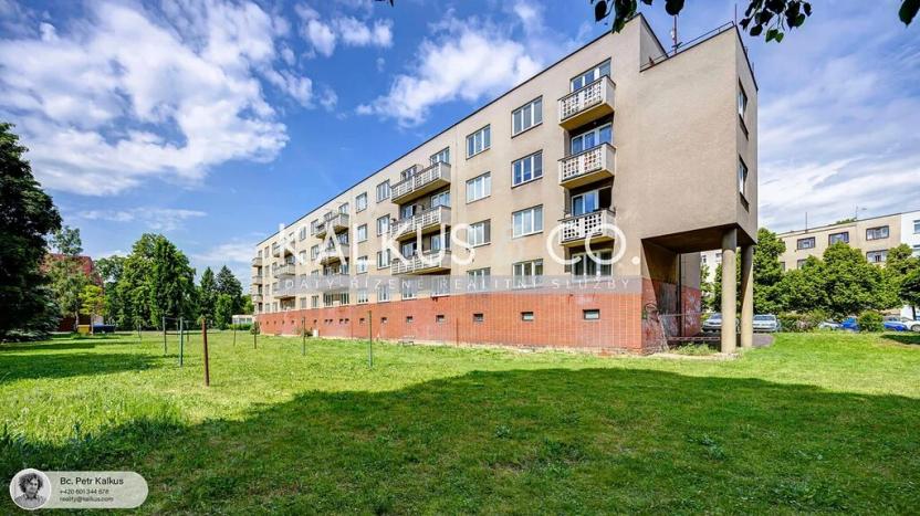 Pronájem bytu 2+1, Hradec Králové, Labská kotlina, 55 m2