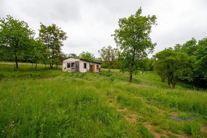 Prodej zahrady, Praha - Dolní Chabry, 10599 m2