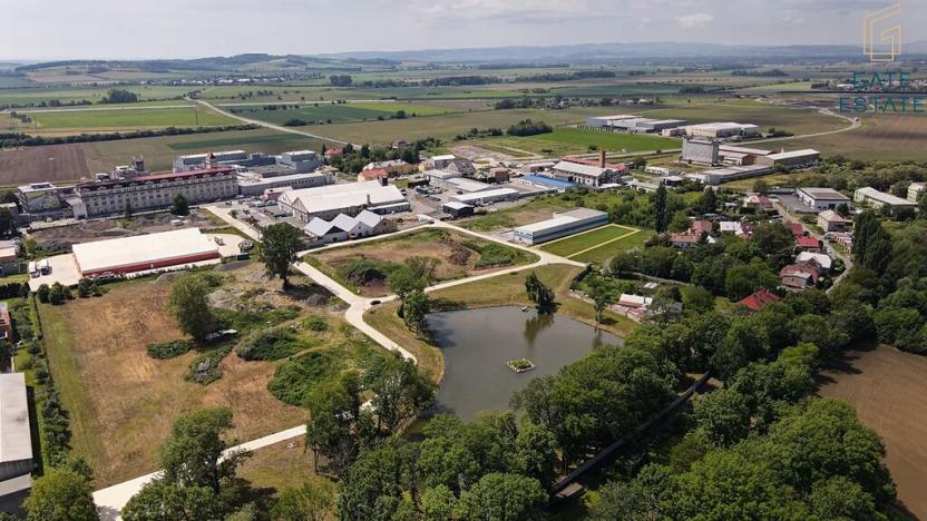 Prodej komerčního pozemku, Holešov, 2397 m2