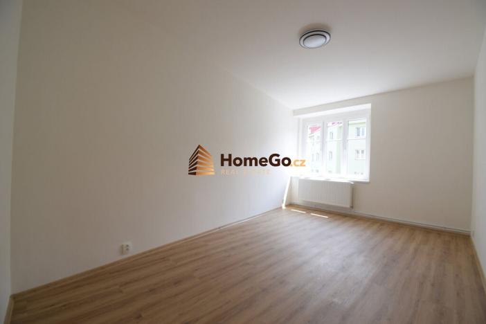 Pronájem bytu 1+kk, Praha - Nusle, Žateckých, 25 m2