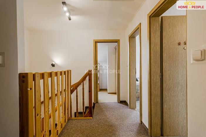 Prodej rodinného domu, Stanovice, 200 m2