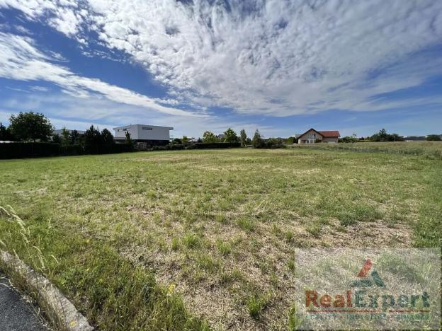 Prodej pozemku pro bydlení, Jesenice, Datlová, 1739 m2