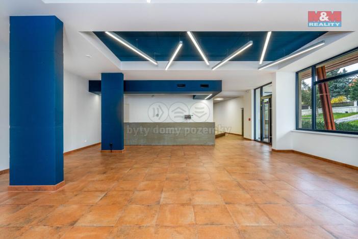 Pronájem obchodního prostoru, Okrouhlo, 1076 m2