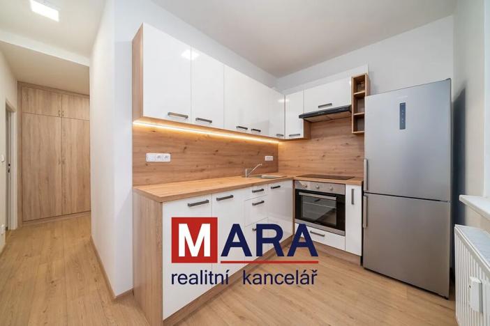 Pronájem bytu 2+1, Hranice, Obránců míru, 51 m2