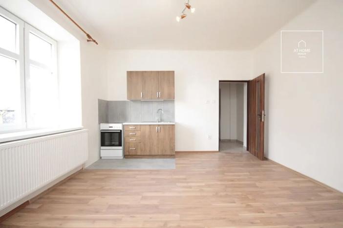 Pronájem bytu 1+kk, Blatná, Riegrova, 25 m2