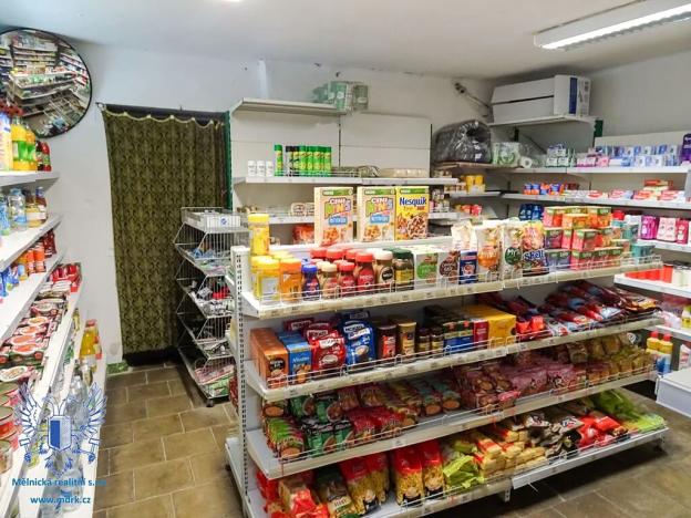 Prodej rodinného domu, Střemy, 410 m2