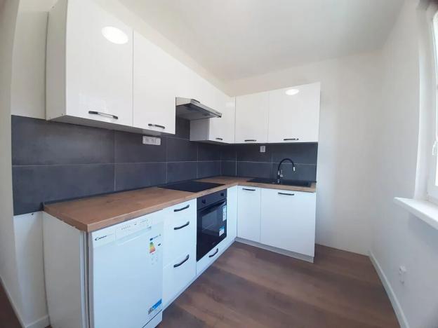 Prodej bytu 2+1, Karviná, Na Kopci, 56 m2