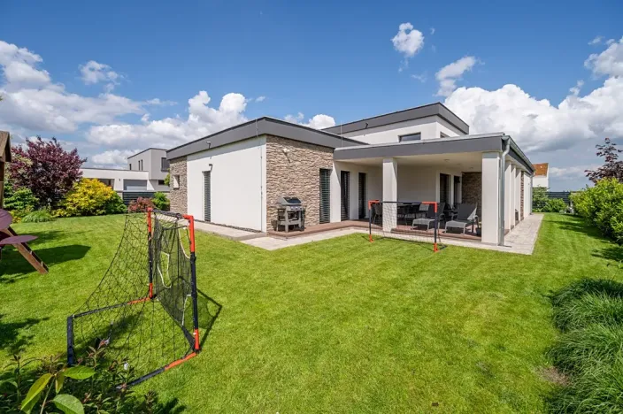 Prodej rodinného domu, Čestlice, Habrová, 207 m2