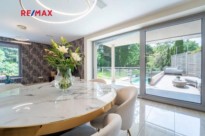 Prodej rodinného domu, Chrudim, Pobřežní, 197 m2