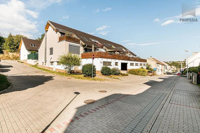 Pronájem bytu 2+kk, Brno, Chmelnice, 79 m2