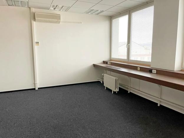 Pronájem kanceláře, Praha - Hloubětín, U Elektry, 12 m2