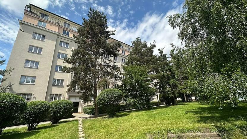 Prodej bytu 2+1, Praha - Strašnice, Sečská, 64 m2