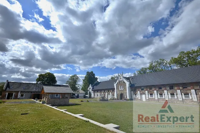 Prodej vícegeneračního domu, Bavorov, 3277 m2